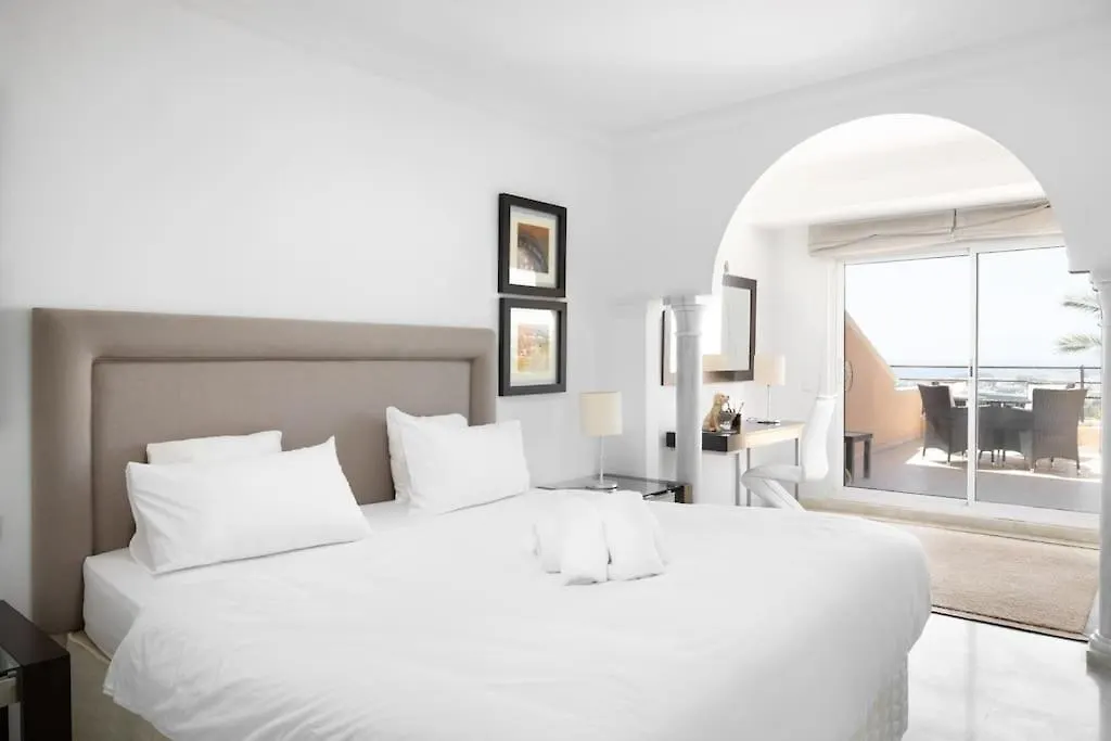 2 Bed Apartment In Magna Marbella With Sea Views Spain